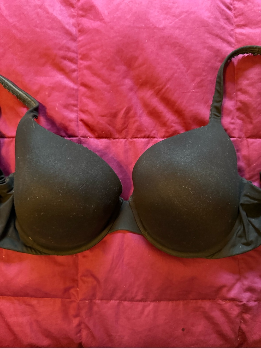 Victoria's Secret Black Molded T-Shirt Bra